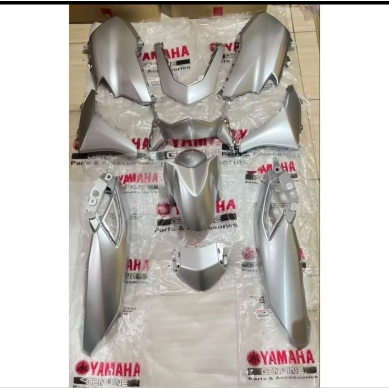 FULL BODY HALUS YAMAHA NEW NMAX CONNECTED 2020-2023 SILVER ORIGINAL YAMAHA