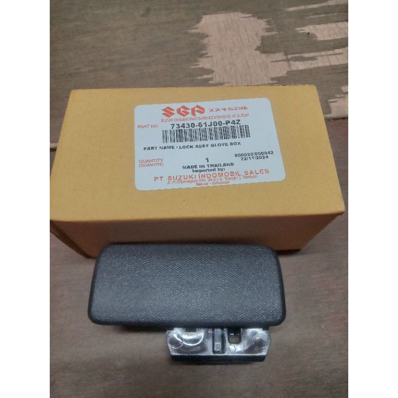 Handel Laci Kunci Laci Mobil Suzuki APV/APV Arena Original Suzuki Genuine Parts