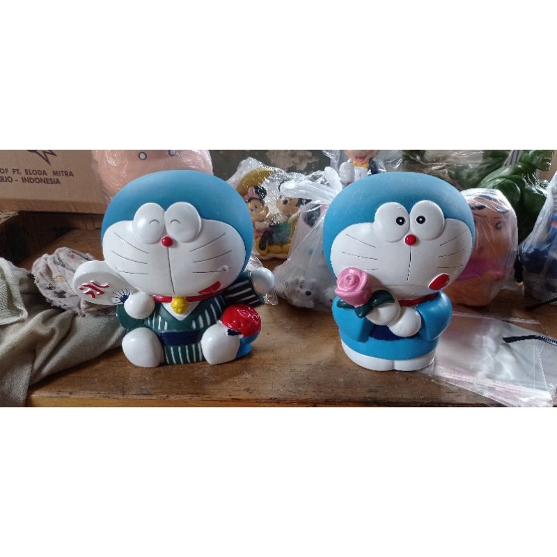 celengan doraemon