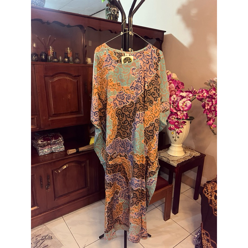 Luza Batik Lowo
