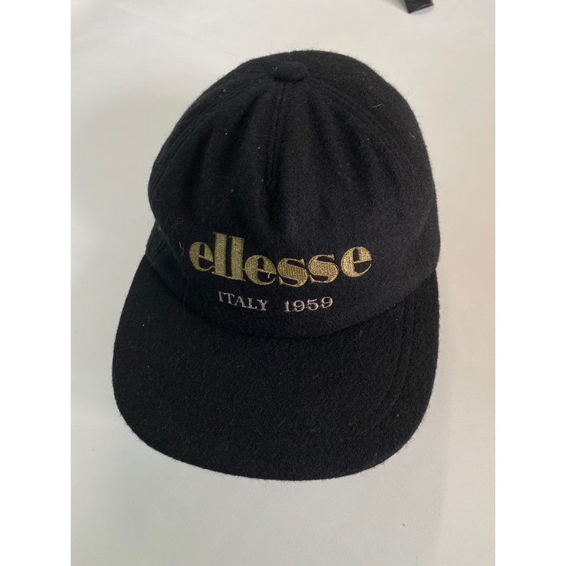 VINTAGE TOPI ELLESSE WINTER