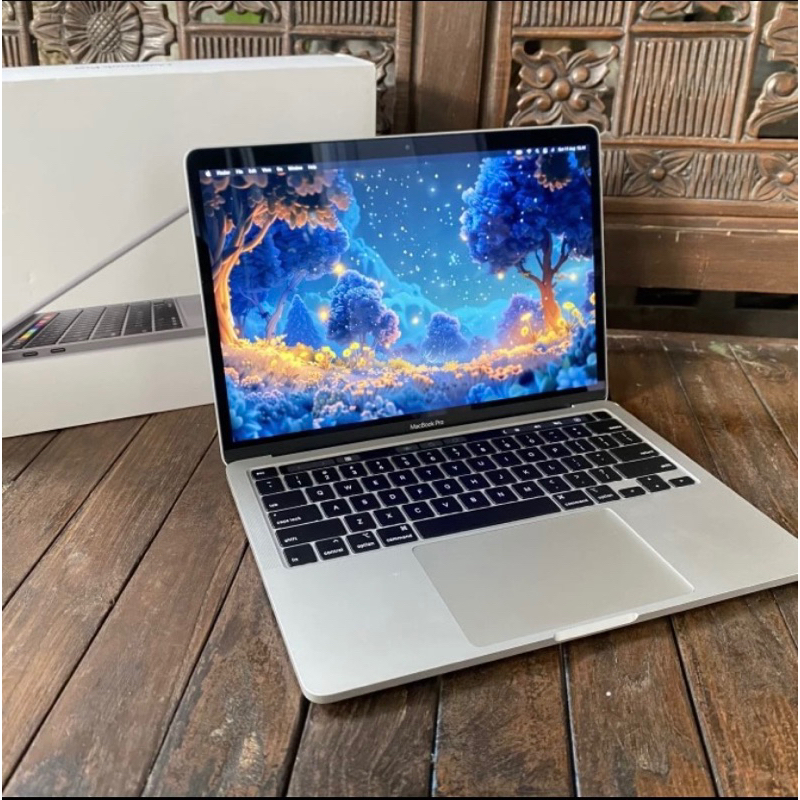 Macbook Pro 2020 Core i7 RAM 32GB SSD 512GB / 1TB MULUS FULLSET