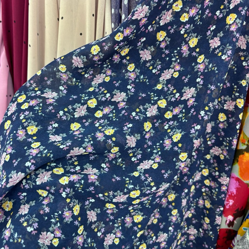 Kain Ceruti Babydoll Premium - kain ceruty babydoll premium motif - kain motif bunga kecil - kai sif