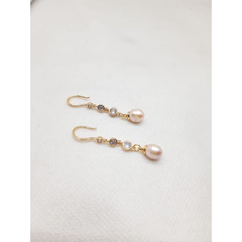 ANTING MUTIARA LOMBOK OVAL ANTING PANJANG RUMBAI RHODIUM