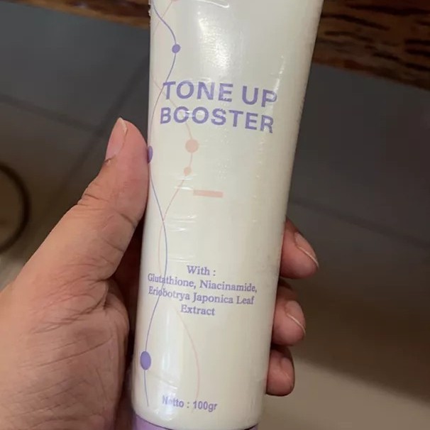 Mooi Pure Glow Body Lotion Viral/Lotion Tone Up booster/100gr/melembabkan kulit/body lotion wanita p