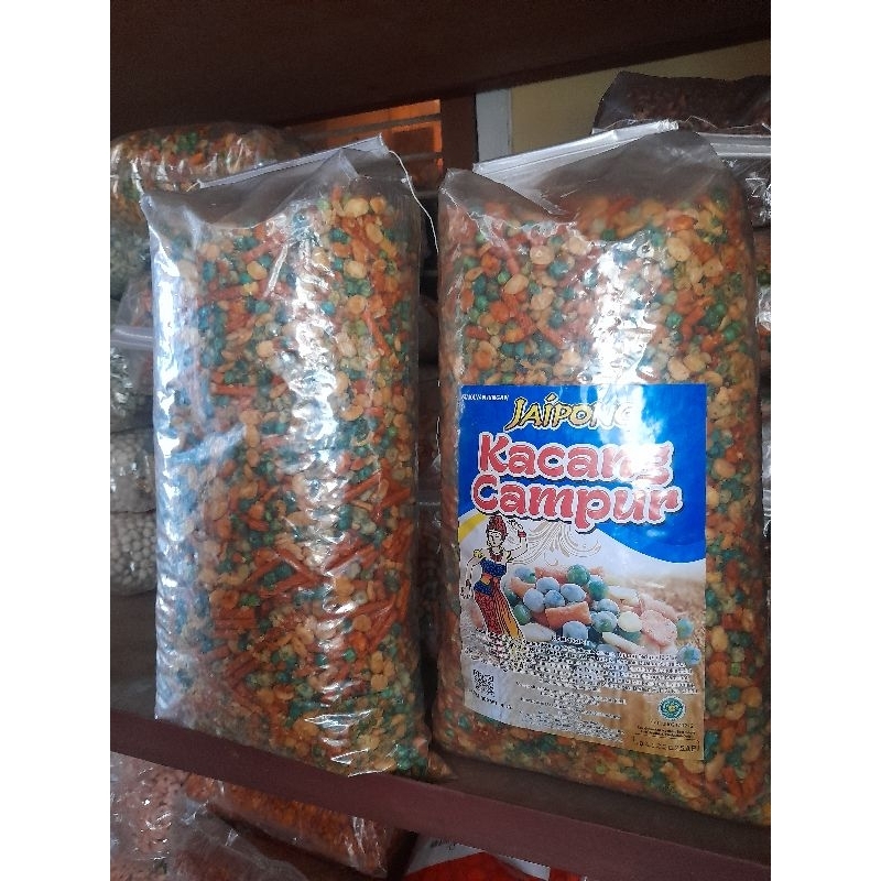 

1klg kacang jaipong campur kombinasi