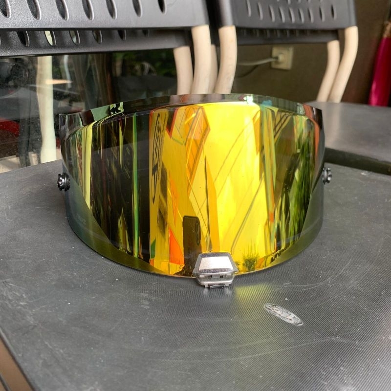 SECOND PRELOVED KACA VISOR HELM HJC RPHA 11 IRIDIUM GOLD / IRIDIUM SILVER