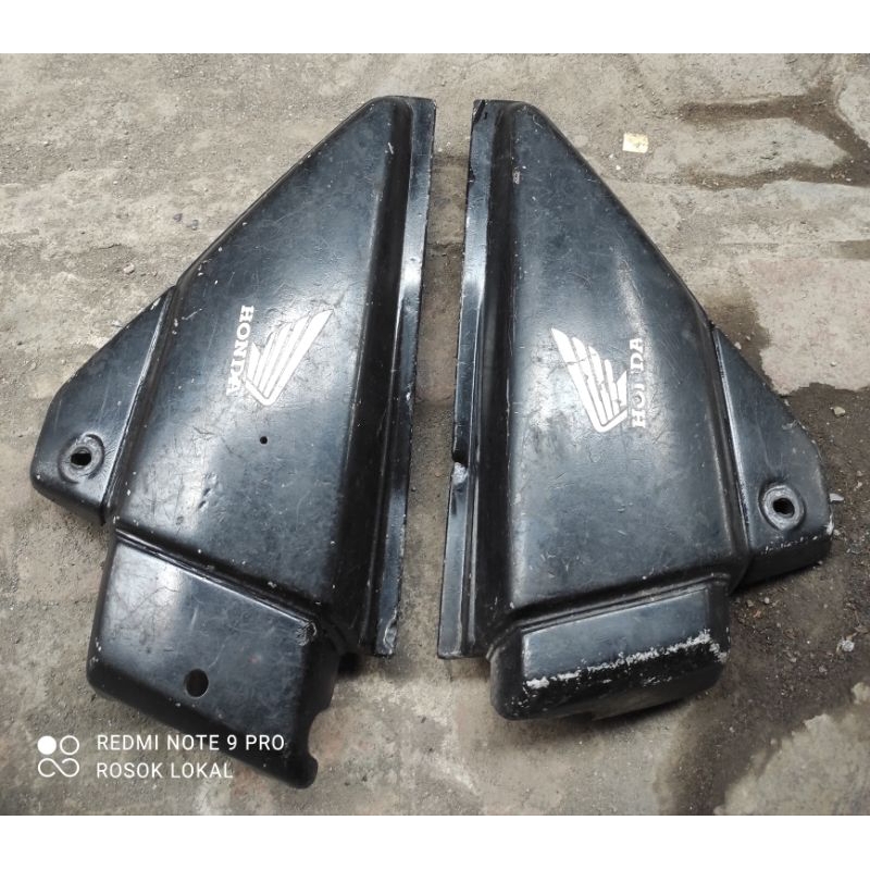 Body Bodi Tepong Kempolan Tengah Cover Tutup Kempol Tutup Aki Samping Ori Original Copotan Honda Cb1