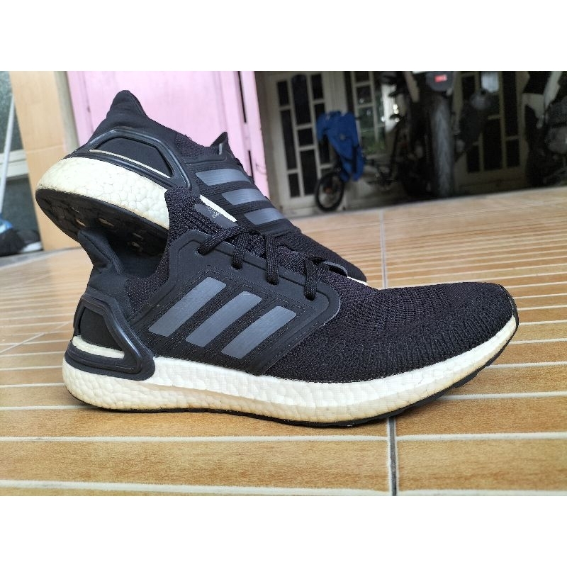 Adidas UltraBoost 19 original uk.42