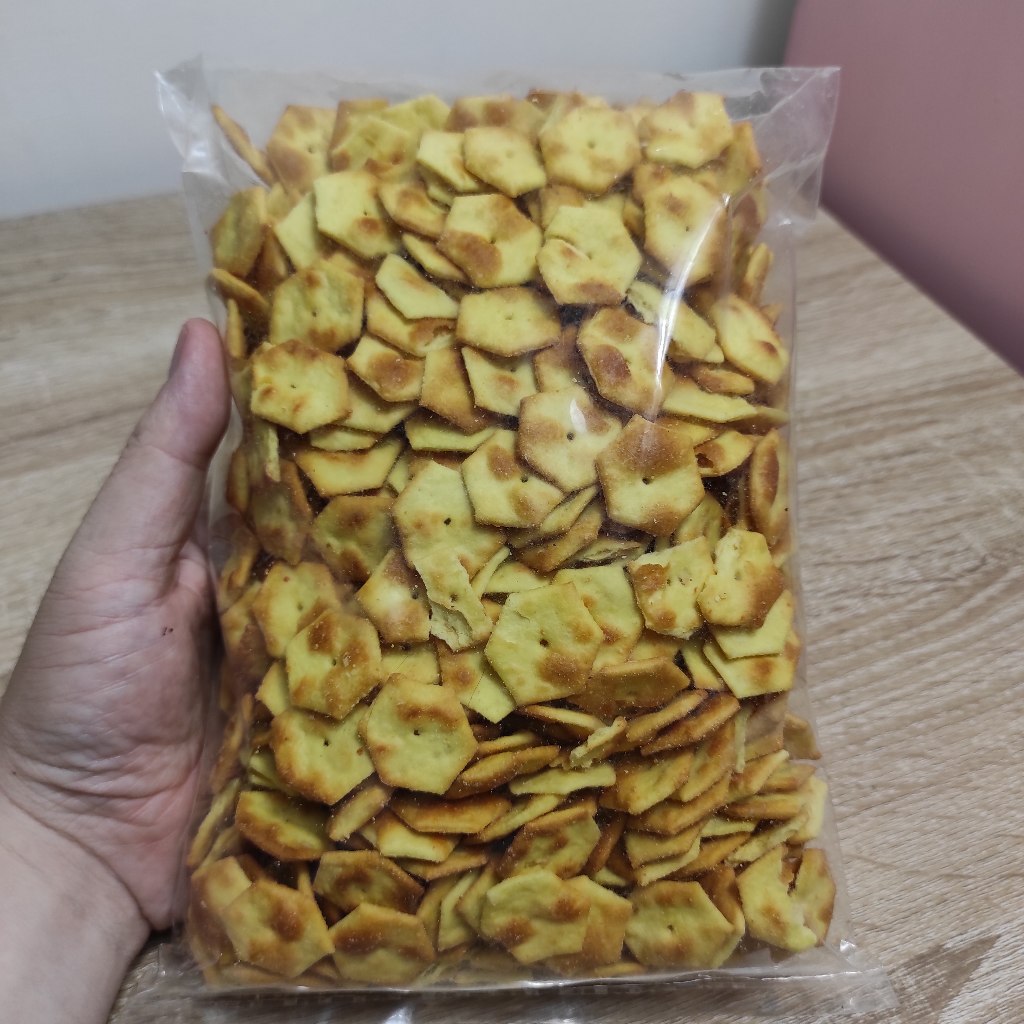 

Kemasan Hari Raya Camilan Biskuit Hexa | Snack Lebaran Eksklusif | Kue Kering Premium 450 gram