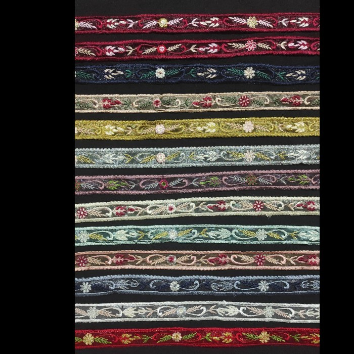 renda bunga lebar 2.5 cm