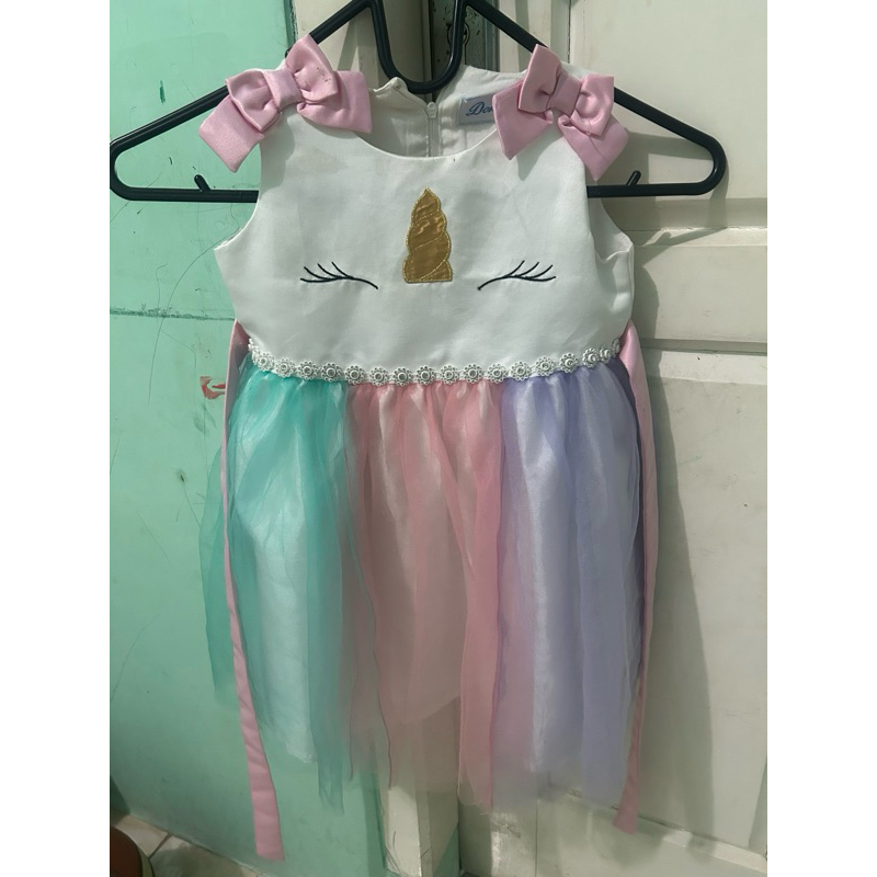 Preloved baju pesta anak merk donita