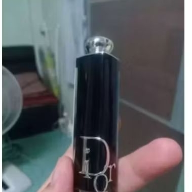 Lipstik Dior warna matte