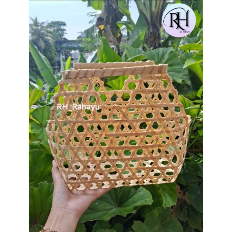 RH Rahayu Anyaman Bambu Parsel