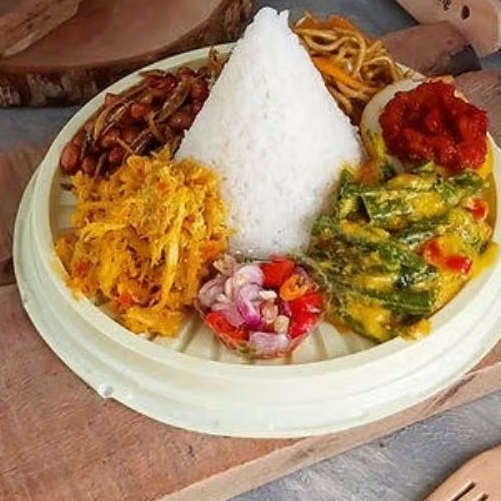 

Paket Tumpeng Mini Bali Ayam Woku Sambal Matah Termurah