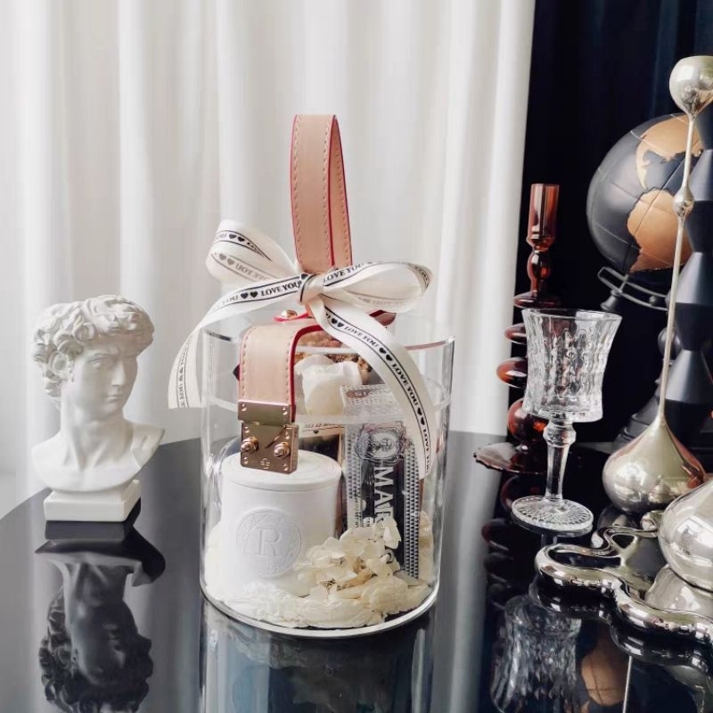 

Box Akrilik Bridesmaid Box Akrilik Box Hampers Akrilik Bulat Box Akrilik Bulat Tabung Akrilik Box Hampers Mewah Premium Packaging Unik