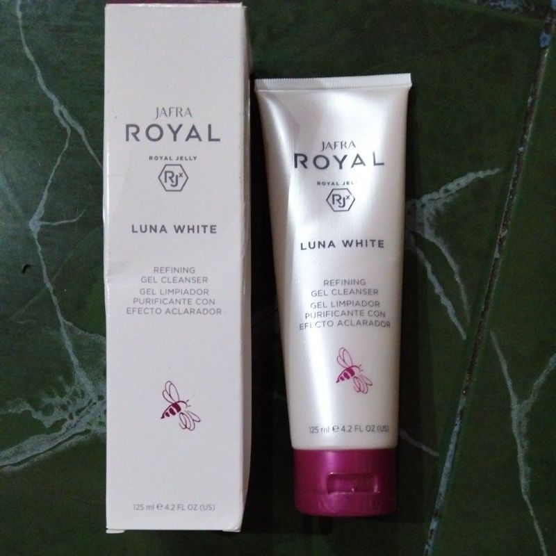JAFRA royal Luna white gel clenser