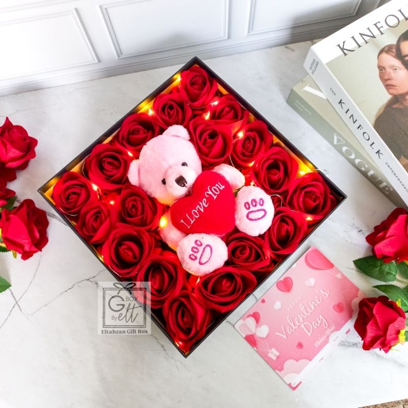 

[Flower Box] Hadiah Ulang Tahun / Kado Ultah / Hampers Valentine/ Gift Box Valentine