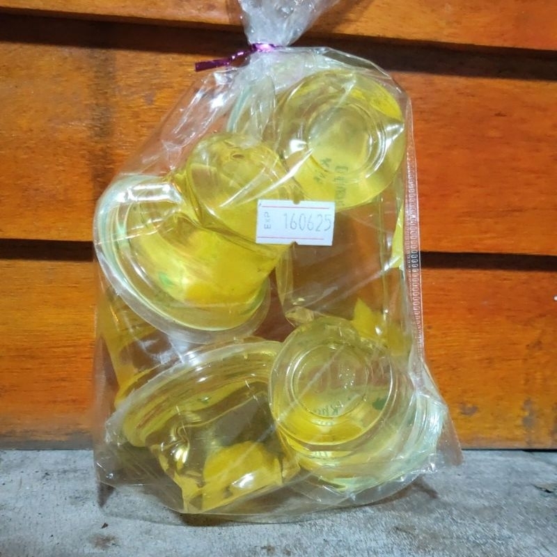 

Manisan buah Carica