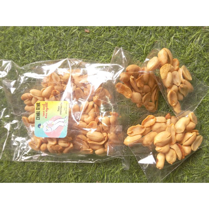 

KACANG BAWANG GORENG GURIH 1 PAK 12/ KACANG GORENG MURAH