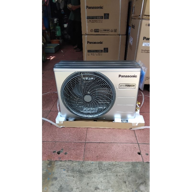 Outdoor Ac panasonic 1/2 pk CUYN5AKJ -R32