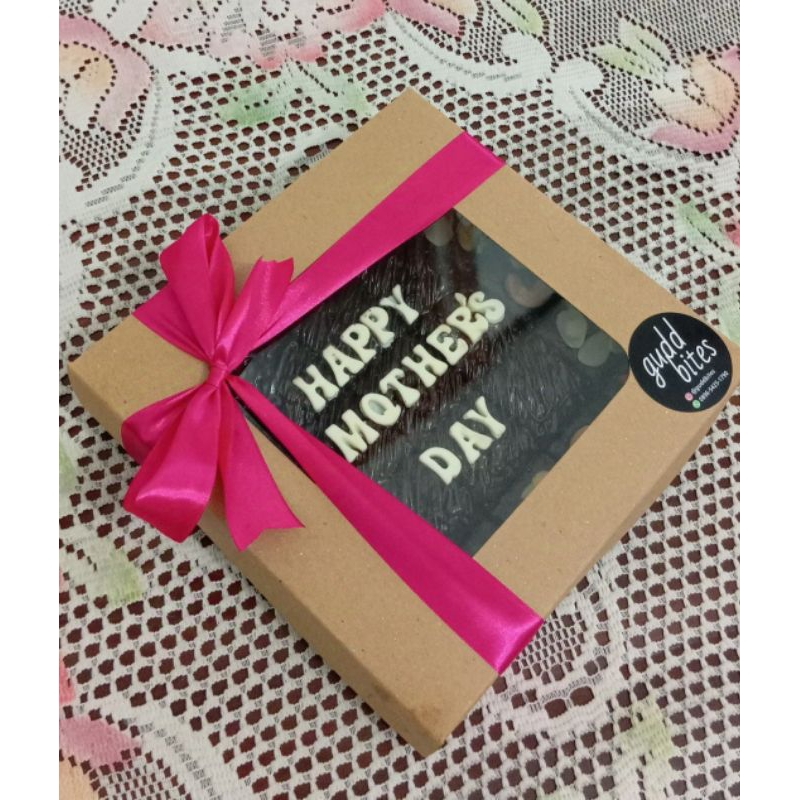 

Fudgy Brownies 20x20 by Guddbites (Regular, Hampers Christmas, Lebaran Idul Fitri, Birthday, dll)