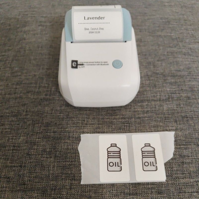 

Jasa Print Label Custom untuk skincare, buku, botol minum dll, anti air tahan lama