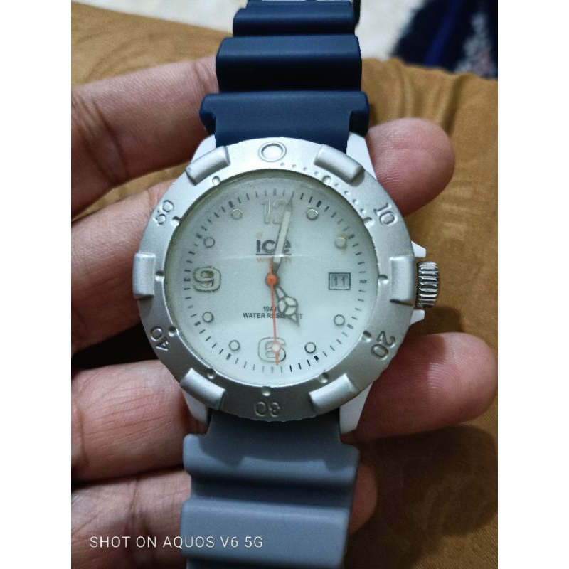 Jam diver ICE watch original ,second,bekas,kondisi normal,tgl aktif,lume terang,harga Rp 149 000 rib