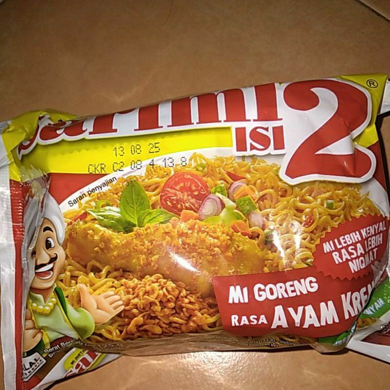 

Sarimi goreng,mie goreng duo.Sarimi goreng Rasa ayam kremes