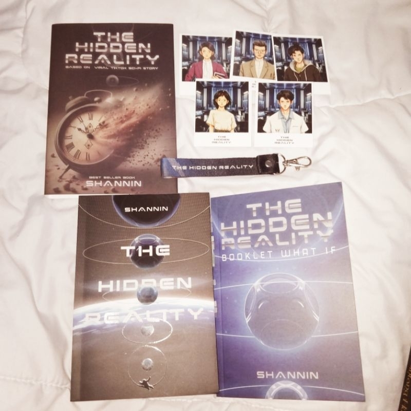 

[PRELOVED-ORI-SOFTCOVER] The Hidden Reality - SHANNIN - Akad (Buku, Sleeve, Photocard, Booklet What If, Bookmark.)