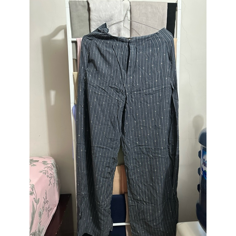 UNIQLO Hana Tajima pants preloved