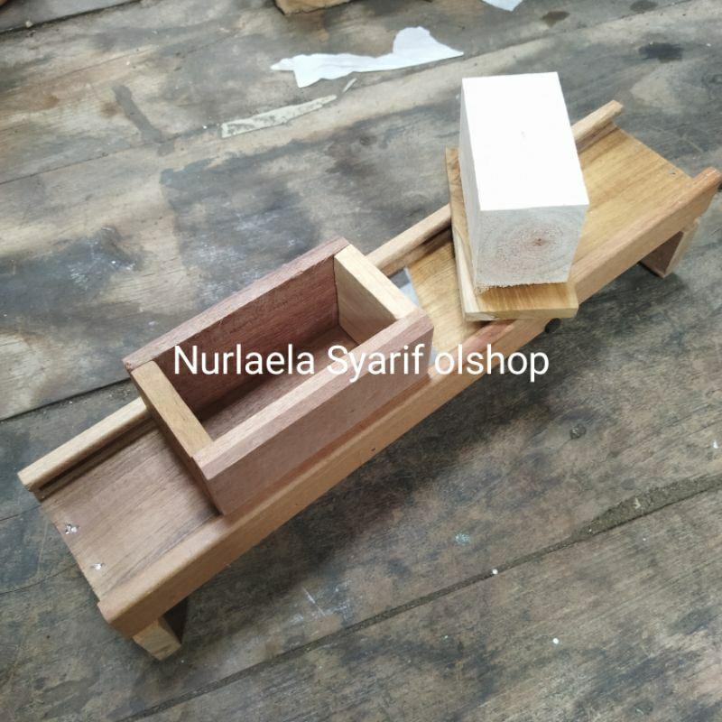 Parutan Singkong Parut Bawang Kayu