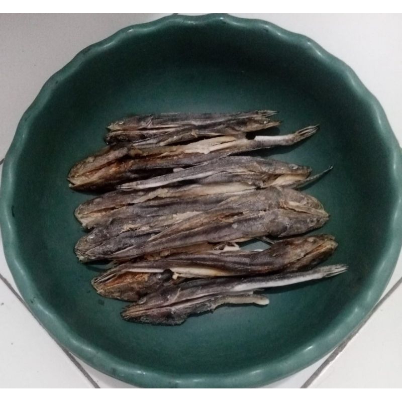 

Ikan Asin Baji-Baji Belahan