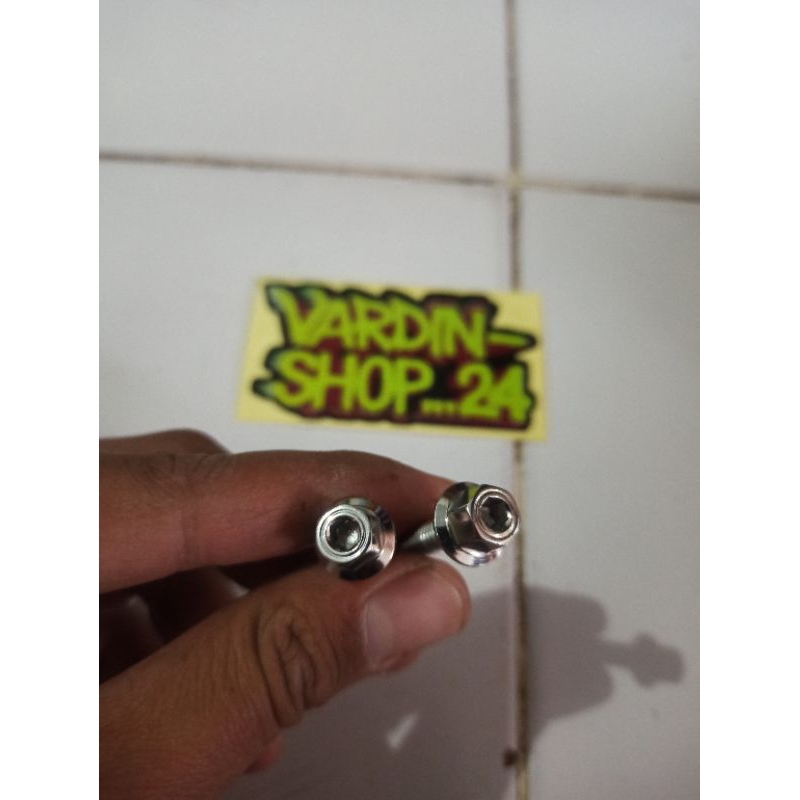 Baut Stainlis 2 Kunci Sambungan Body Belakang Drat 10 Mio Sporty Mio Smile Original Heng Thailand Is