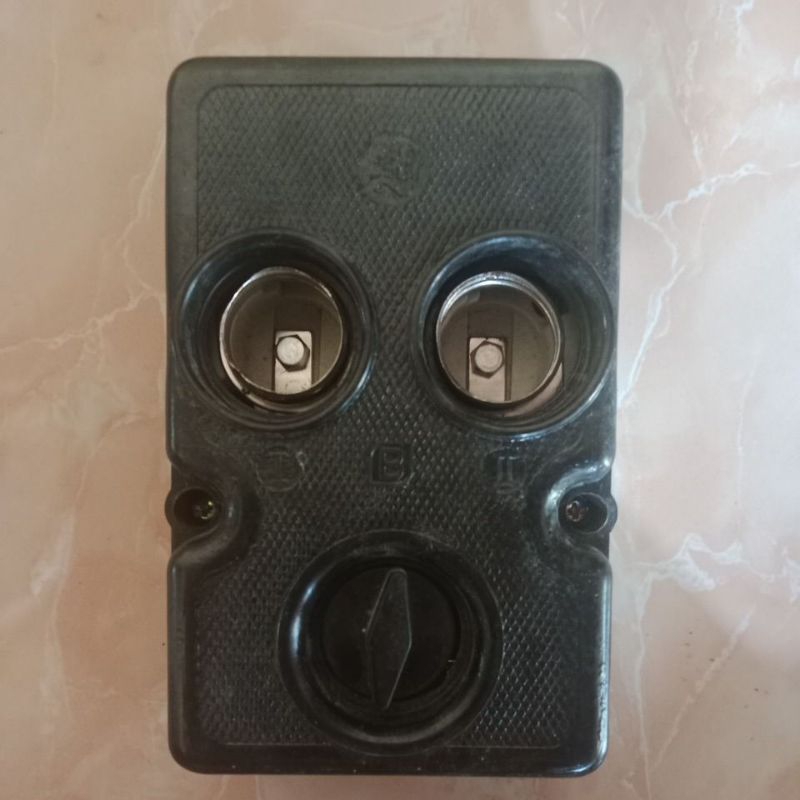 Ciasaatcisarua Fuse Box Sikring/Box Sikring Broco 2 Grup