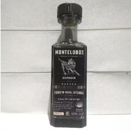 botol bekas pajangan antik