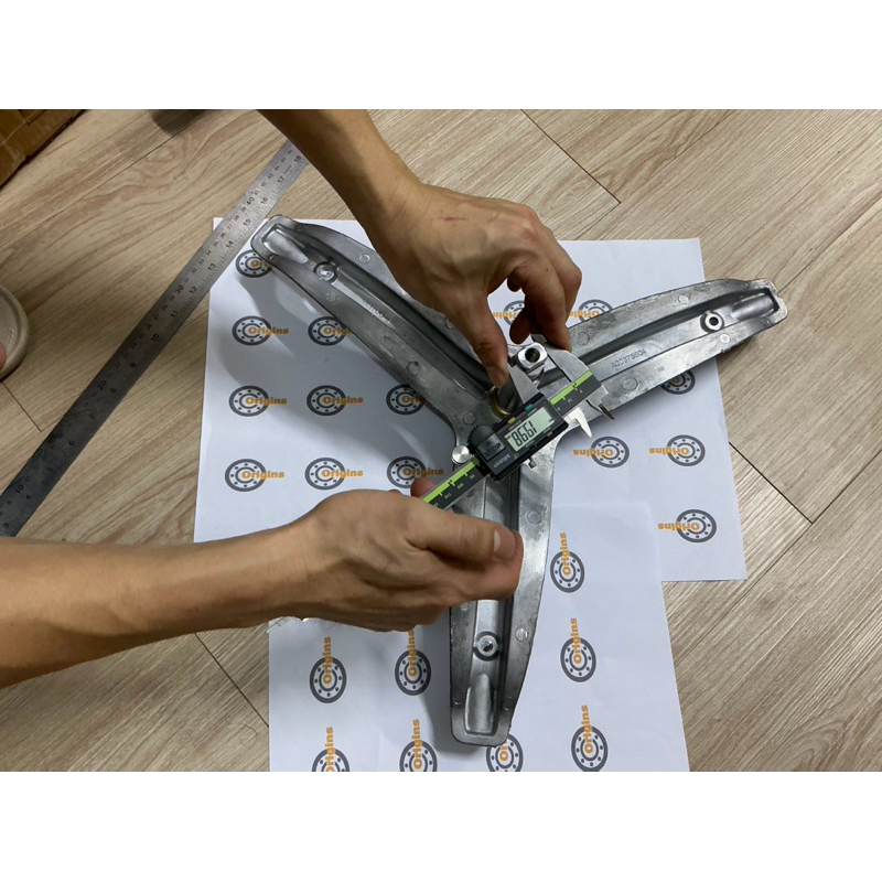 Segitiga  Electrolux EWF10847 EWF10747 EWF8005EQWA EWF7555EQWA 7.5 kg KHUSUS UJUNG AS 20 mm