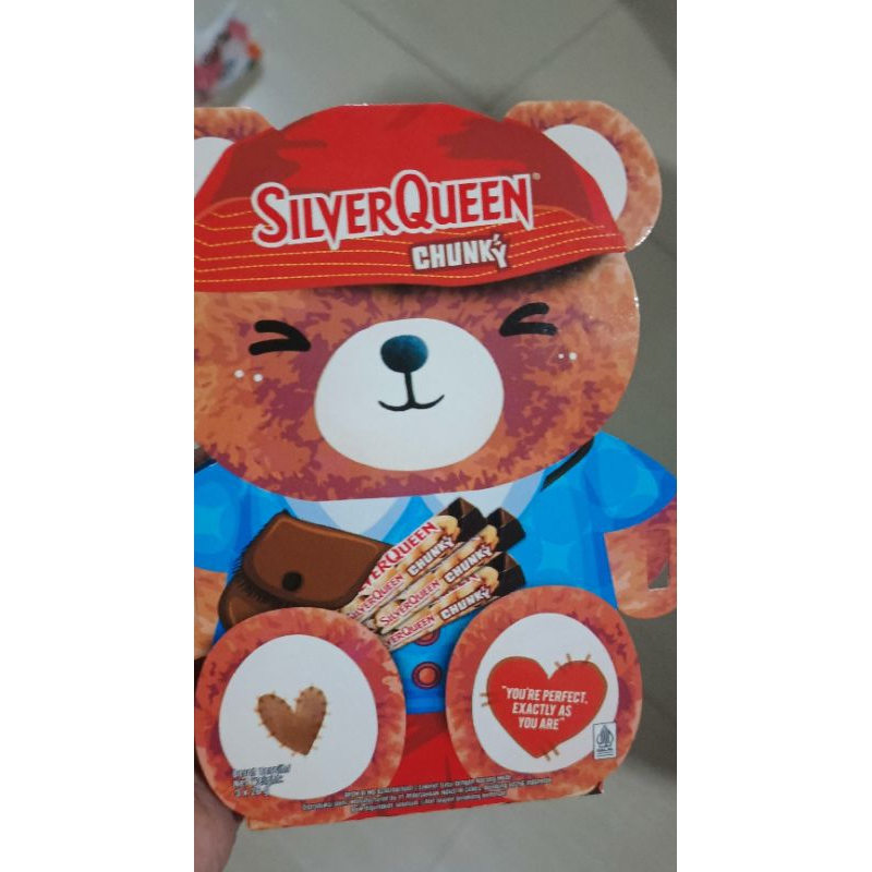 

QH Silverqueen chunkybar Mede Valentine Bear kartonan isi 30 x (3*26gr)