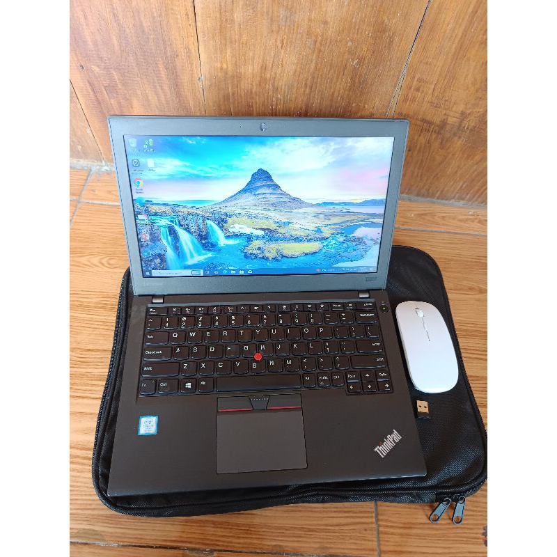 Thinkpad X270 core i5 gen 7