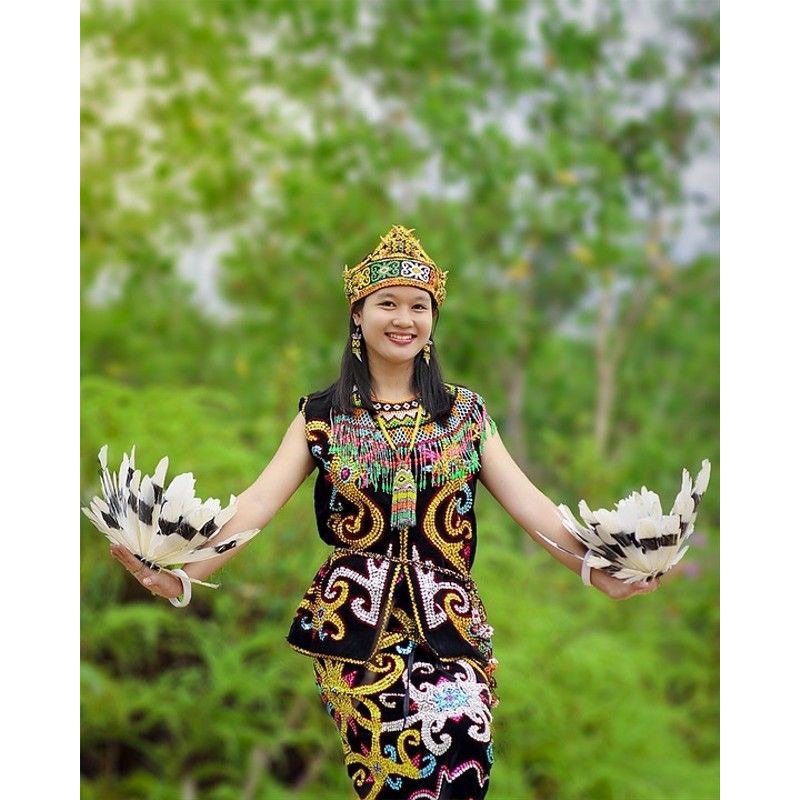 BAJU DAYAK KALIMANTAN//BAJU ADAT DAYAK NGAJU KALIMANTAN