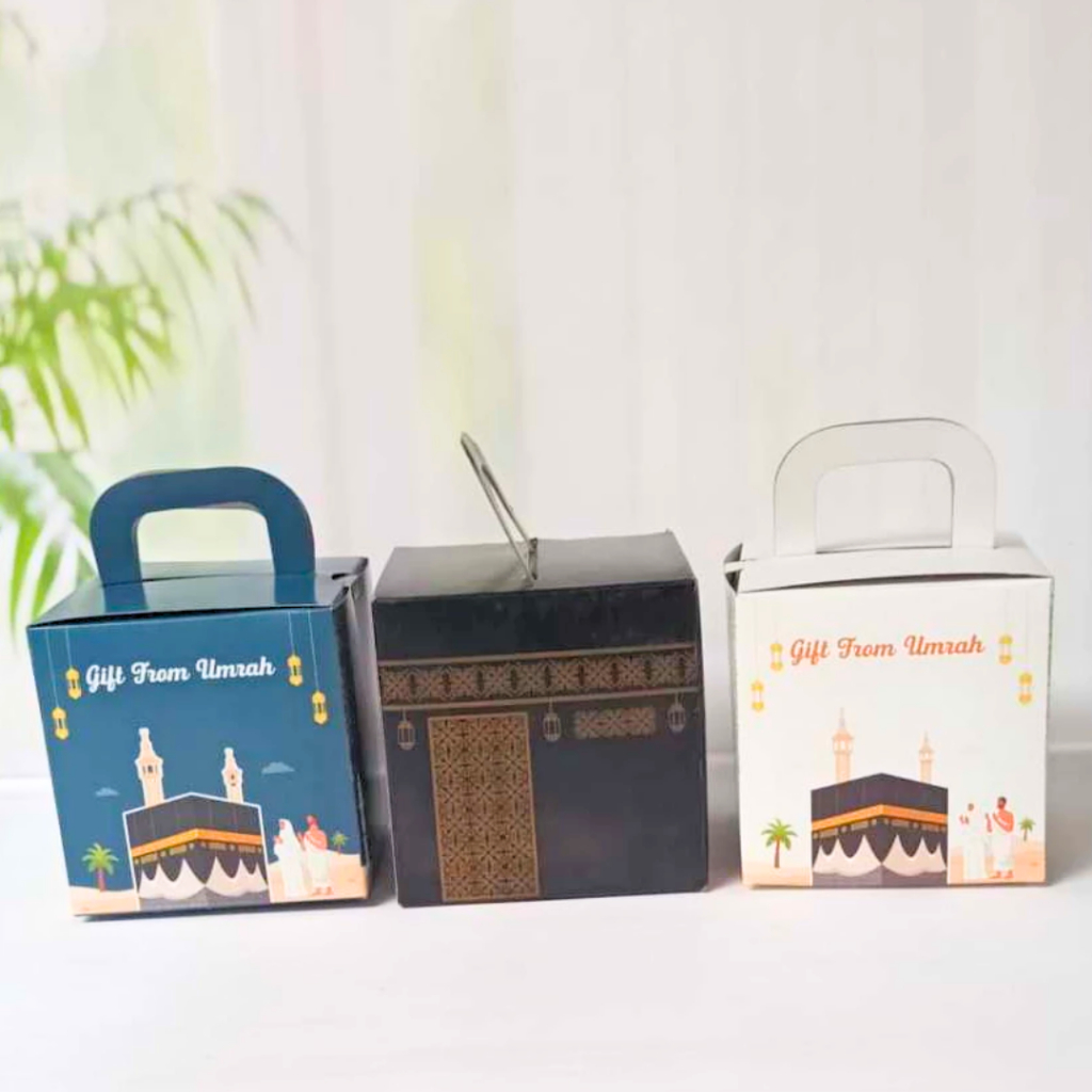 

Dus Kubus Kemasan Oleh Oleh Haji dan Umroh 1 pcs