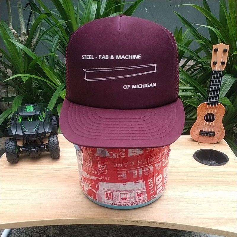 Topi Trucker Steel Of Michigan By Otto Cap