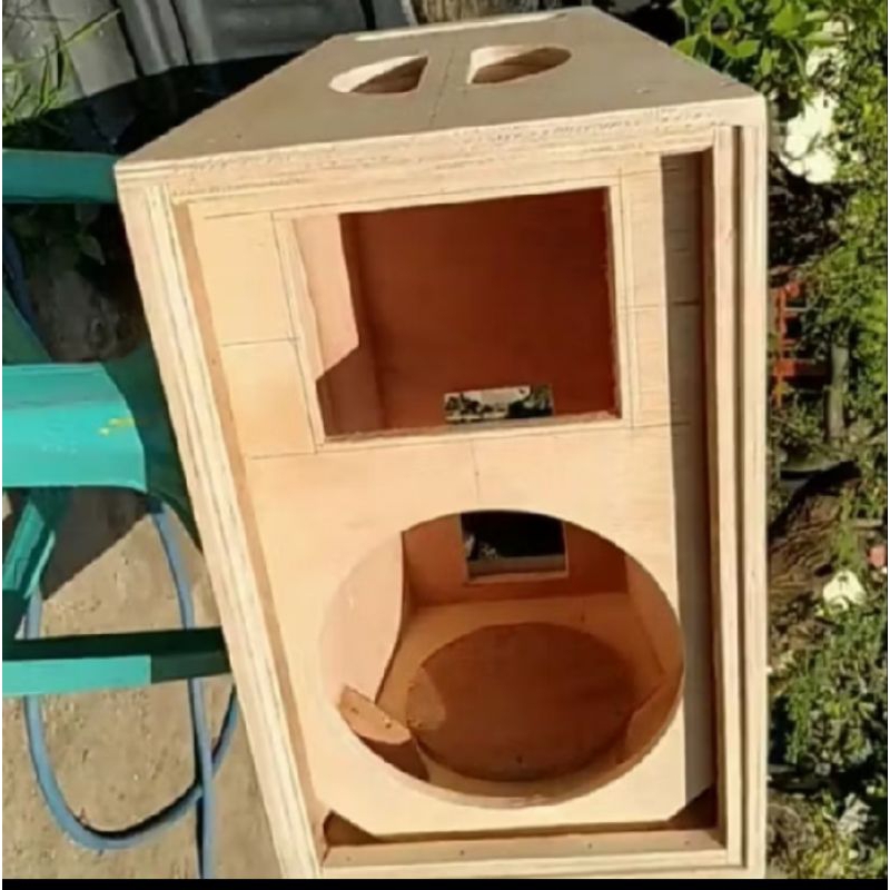 Box speaker 8 inchi Single+ Tweeter Model Array