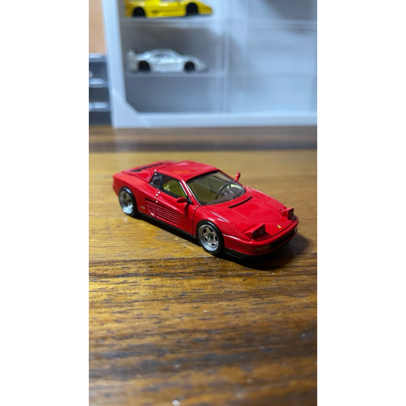 XF Model Ferrari testarossa