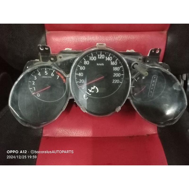 spedometer Honda city gd8