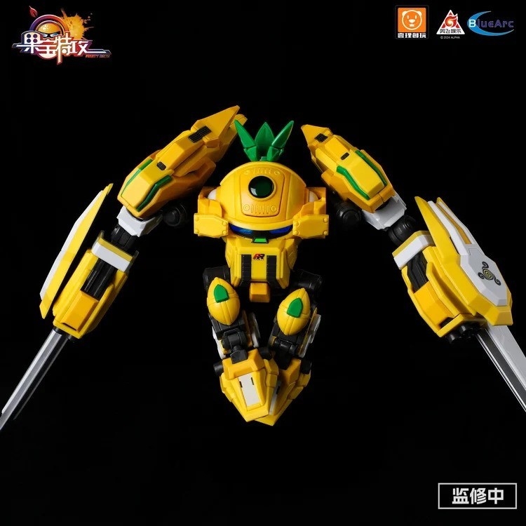 Yi Li Chuang Wan Fruity Robo Pineapple Slasher Model Kit