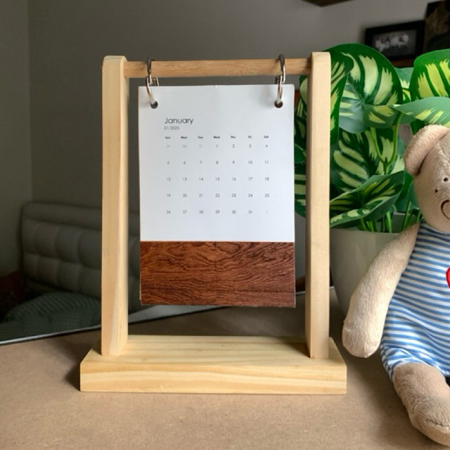 

Calender Meja 2025 Aesthetic Kayu Modern Classic Simple