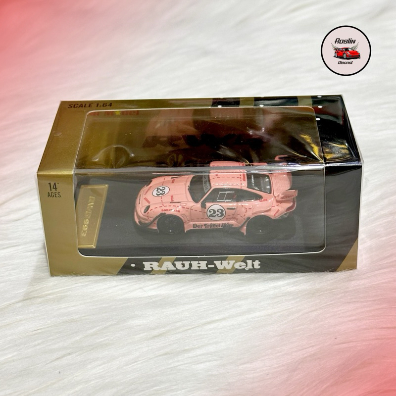 Diecast 1:64 Star Model Porsche 911 993 RWB Der Truffel Jager Pink Pig