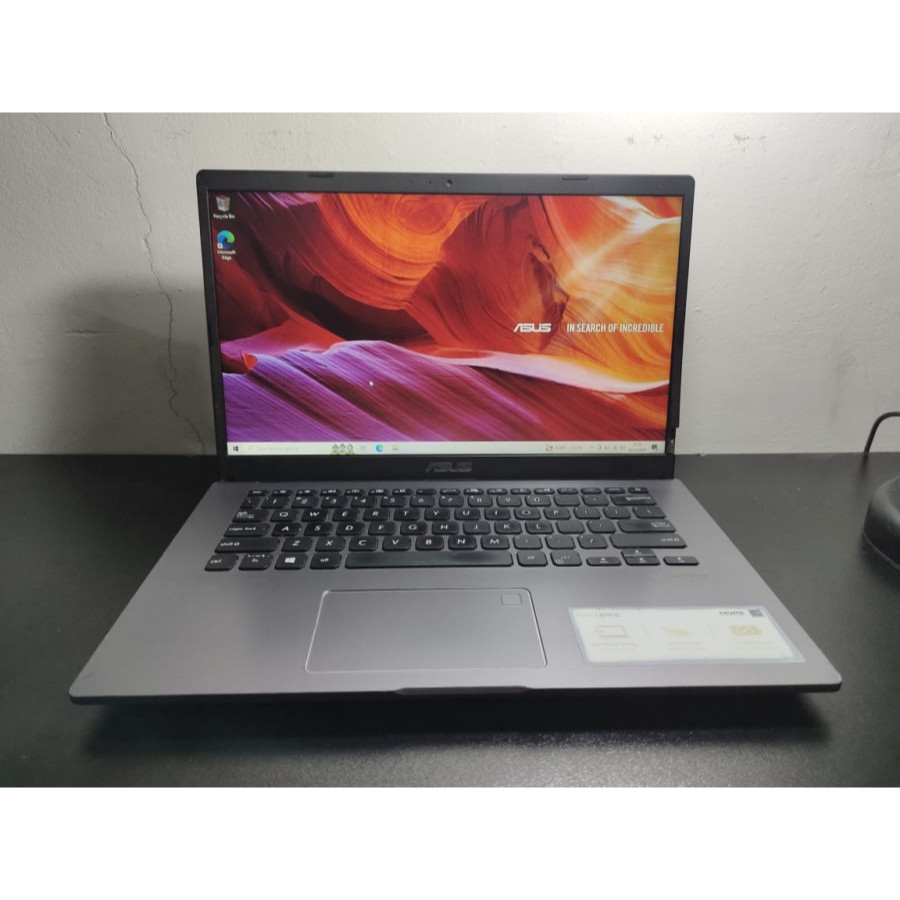 Asus A409ua bv352t.. core i3 gen 7. 512gb ssd / ram 8gb cam wifi 14" bat ok