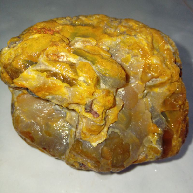 Original Batu Permata Bacan Obi Kuning Golden Kristal Bentuk Unik Asli Maluku